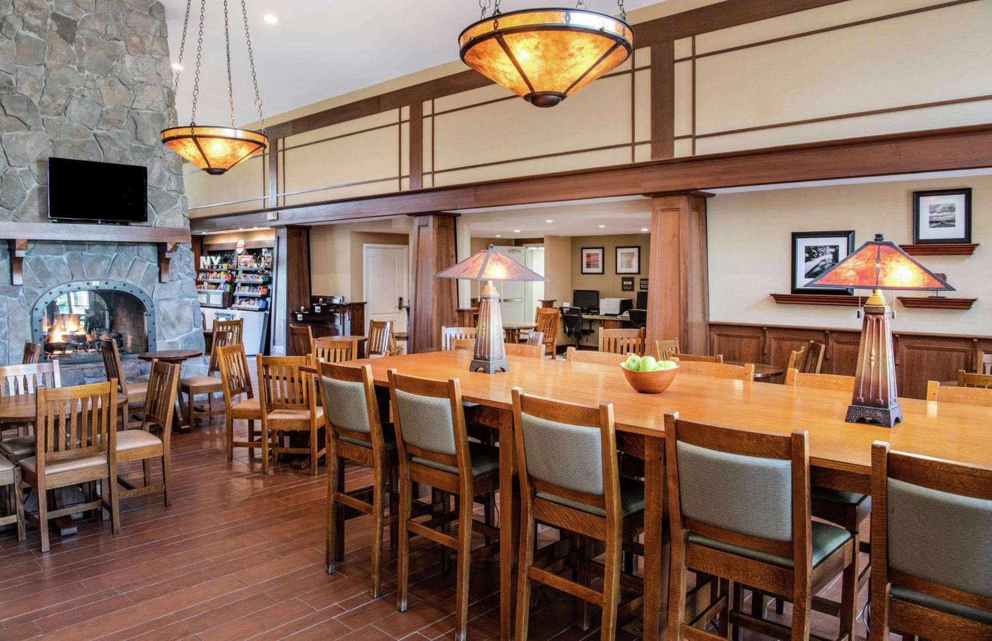 Hampton Inn & Suites Rochester/Victor Eksteriør billede