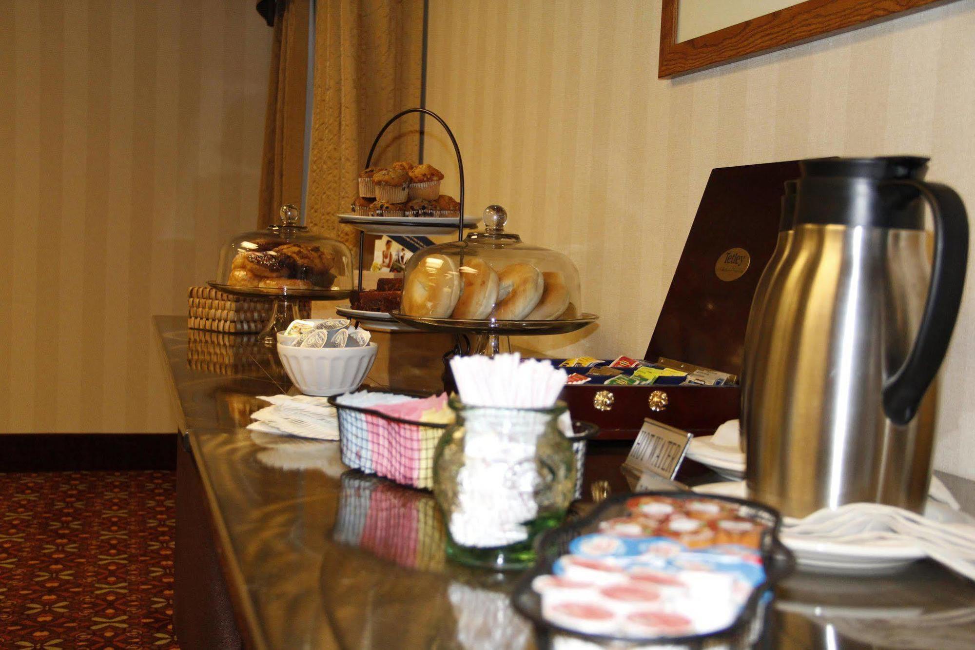 Hampton Inn & Suites Rochester/Victor Restaurant billede